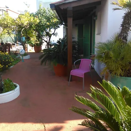 La Di Circe Guest house *